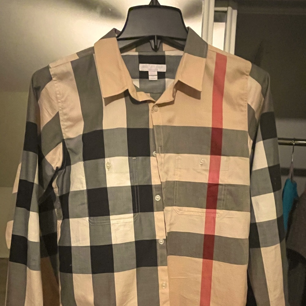 Kids Burberry shirt